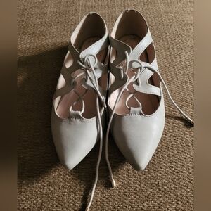 Women summer shoes brand Cityclassified in size 7 and in grey colour.